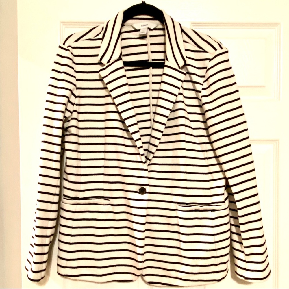 Black and white stripe blazer